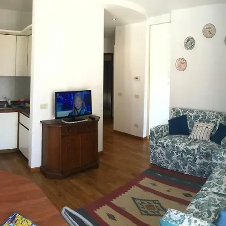 New Esperia Apartment