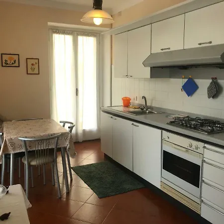 New Esperia Apartment